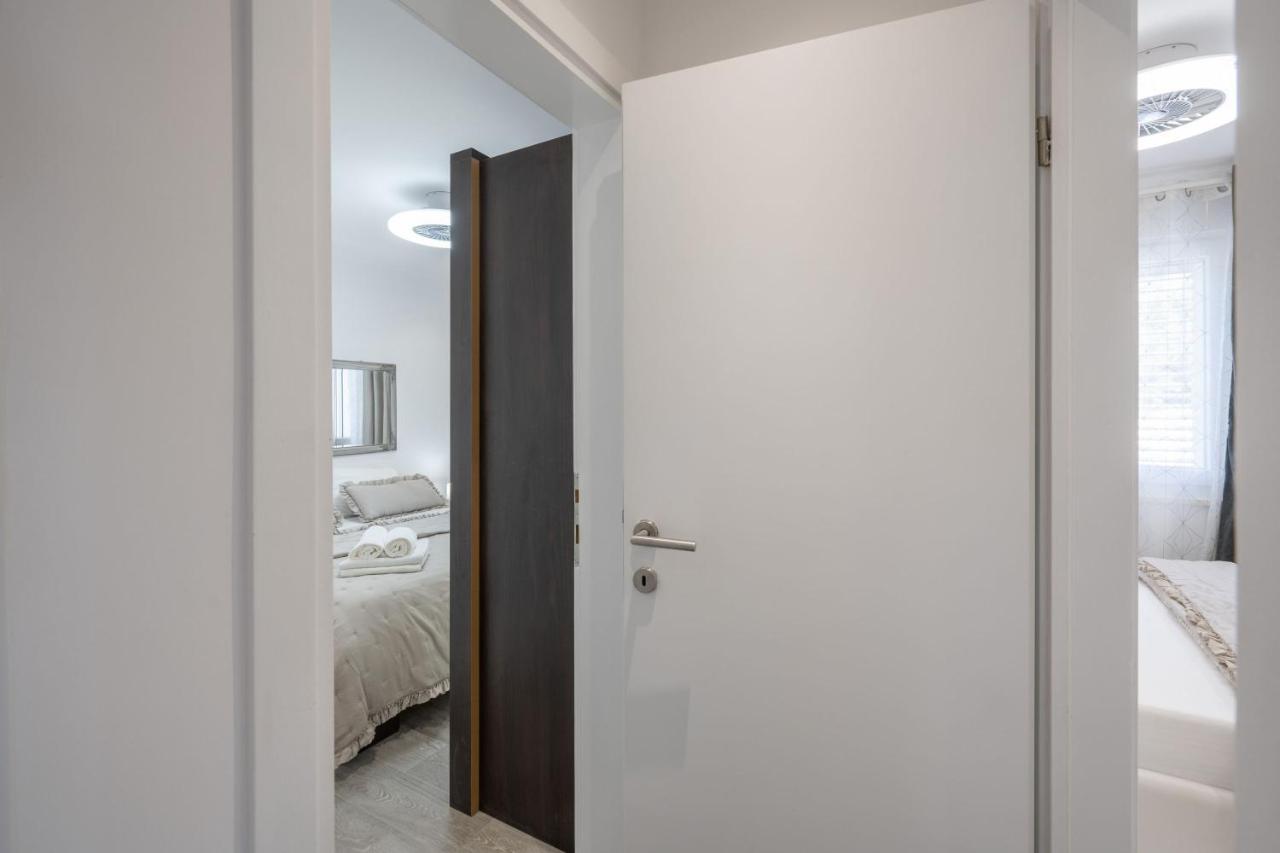 Jasenka Apartment Zavalatica Exteriör bild